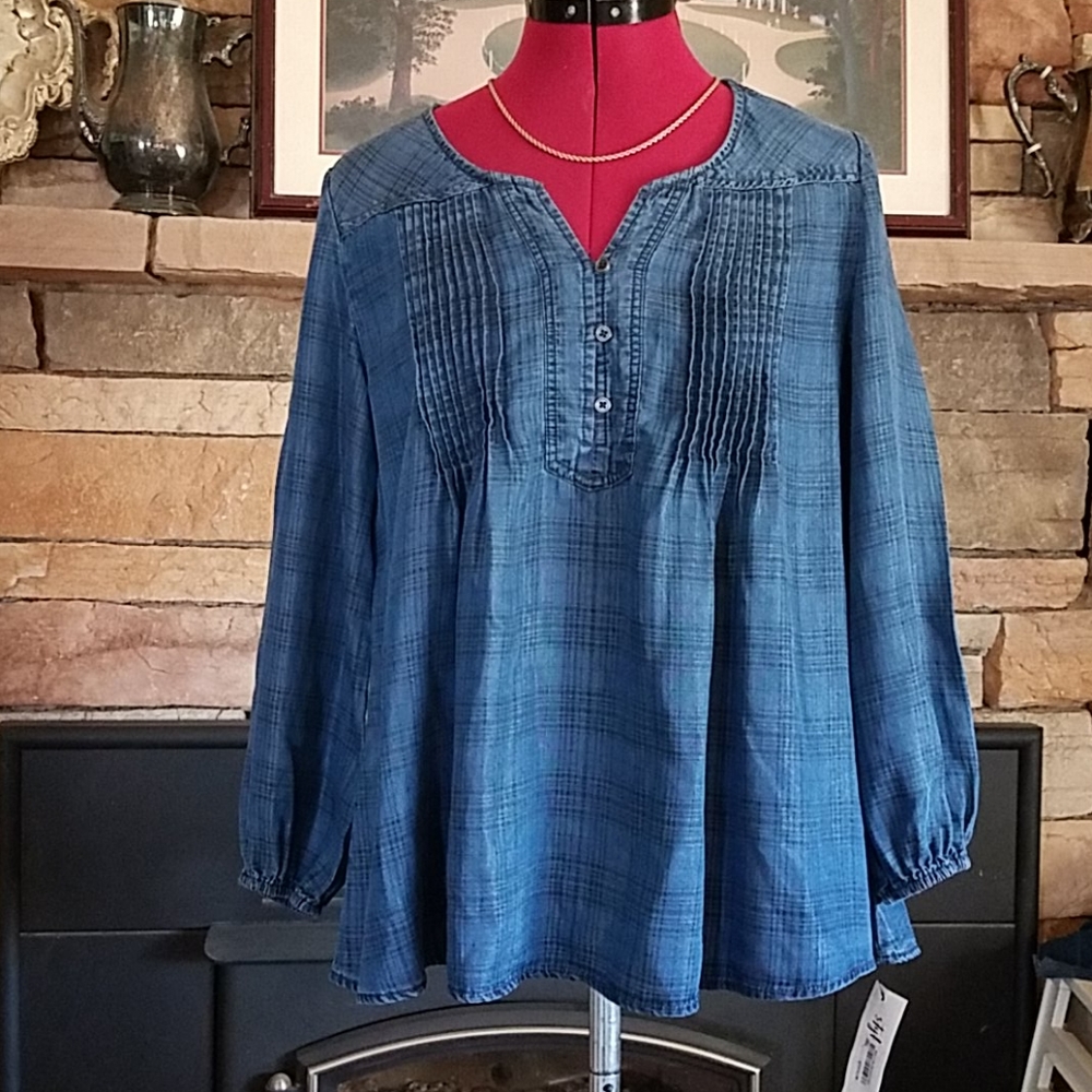 Macy's Style & Co Percy Plaid lightweight Shirt